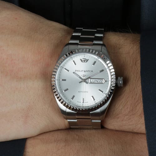 R8223597007 - Hombre Justo a tiempo Philip Watch - Official Site